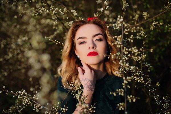 How to Style a Midi Wrap Skirt for Both Office Elegance and After-Hours Sophistication?